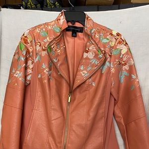 COLEEN LOPEZ S Embroidery Floral Vegan Faux Leather Moto Jacket Zip front